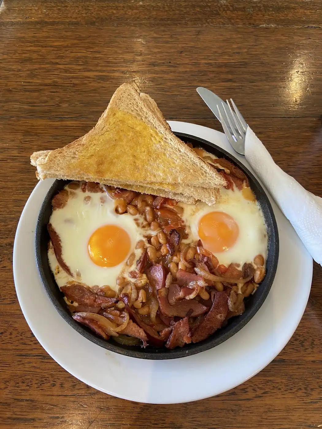 Spanish baked eggs